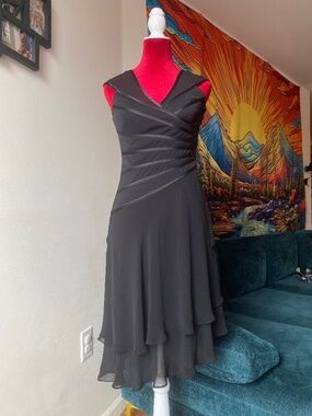 black cocktail dress